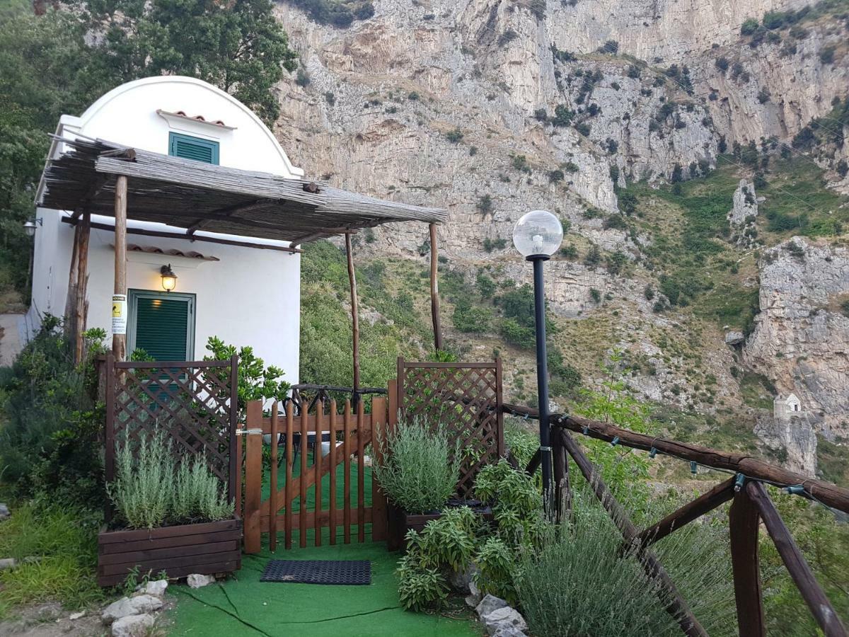 La Casetta Nel Bosco, أمالفي المظهر الخارجي الصورة